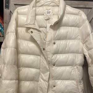 New Gap puffy coat - primaloft - packable - winter white - women’s medium